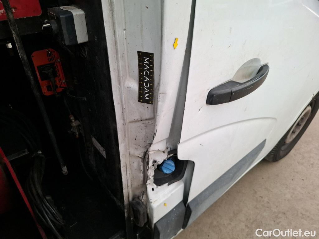  Renault  Master  Fourgon L2H2 3 5 Grand Confort dCi 130CV BVM6 E6 #37