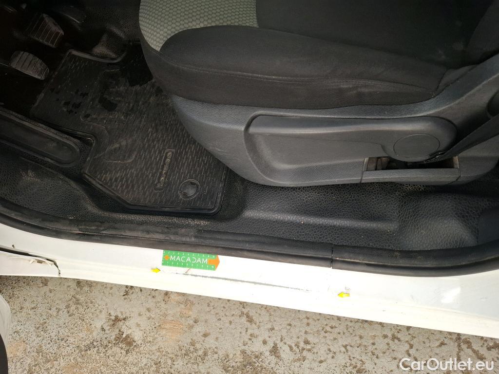  Renault  Kangoo  Express Maxi Extra (Série Spéciale) 1.5 #38