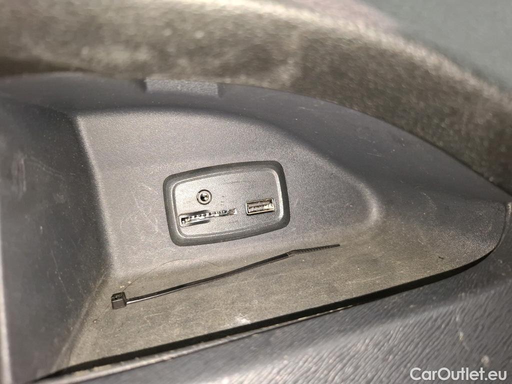  Renault  Kangoo  II Express Maxi Extra (Série Spéciale) 1.5 dCi 95CV BVM6 E6dT #36