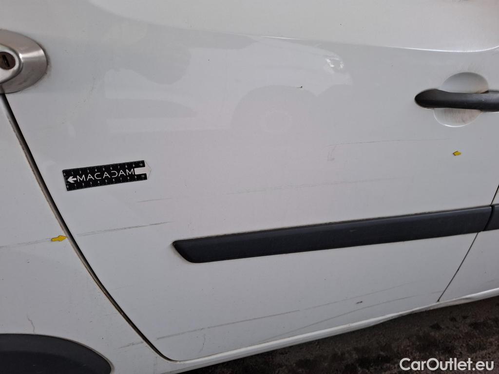  Renault  Kangoo  II Express Maxi Extra (Série Spéciale) 1.5 dCi 95CV BVM6 E6dT #49