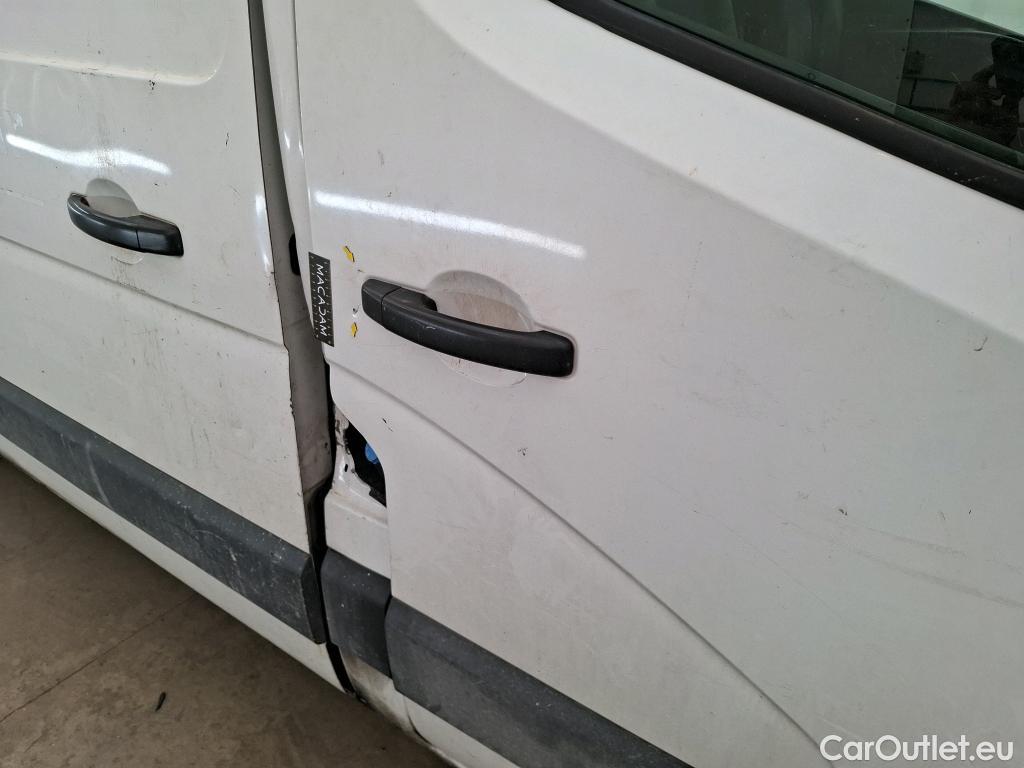  Renault  Master  Fourgon L2H2 3 5 Grand Confort dCi 130CV BVM6 E6 #64