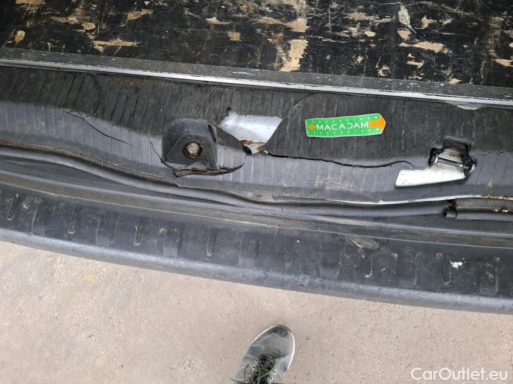  Renault  Kangoo RENAULT  / 2021 / 4P / Fourgonnette GD CONFORT - BLUE DCI 95 #38