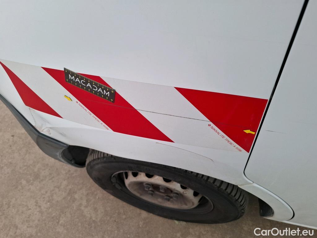  Renault  Master  Fourgon L2H2 3 5 Grand Confort dCi 130CV BVM6 E6 #28