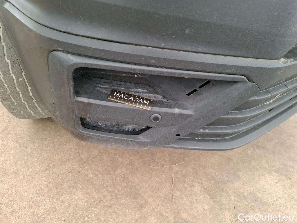  Volkswagen  Crafter  Fourgon Fourgon 35 mittlerer Radstand mit Hochdach FWD 2.0 #9