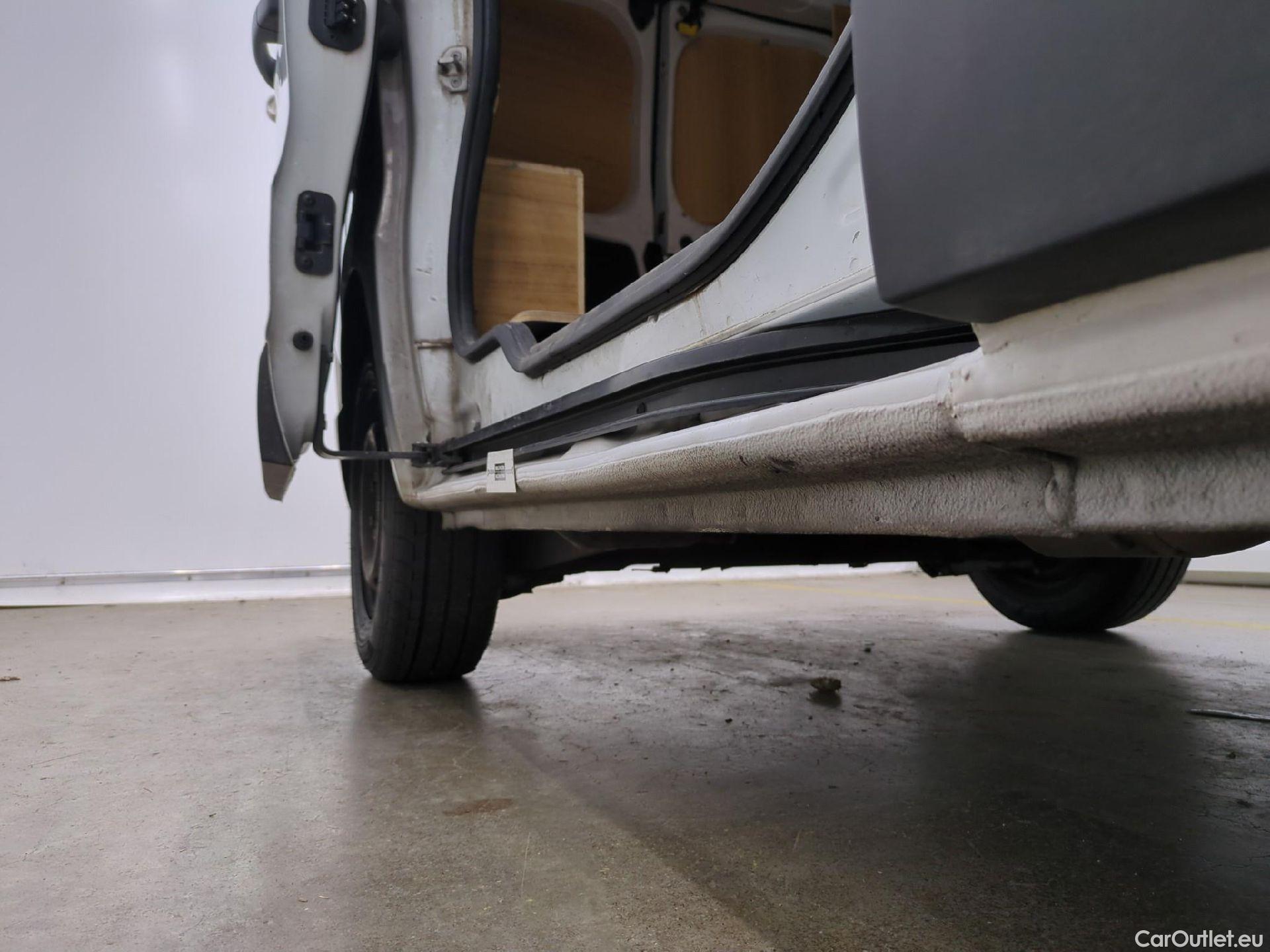  Renault  Trafic  Fourgon L1H1 1200 Confort 1.6 dCi #32