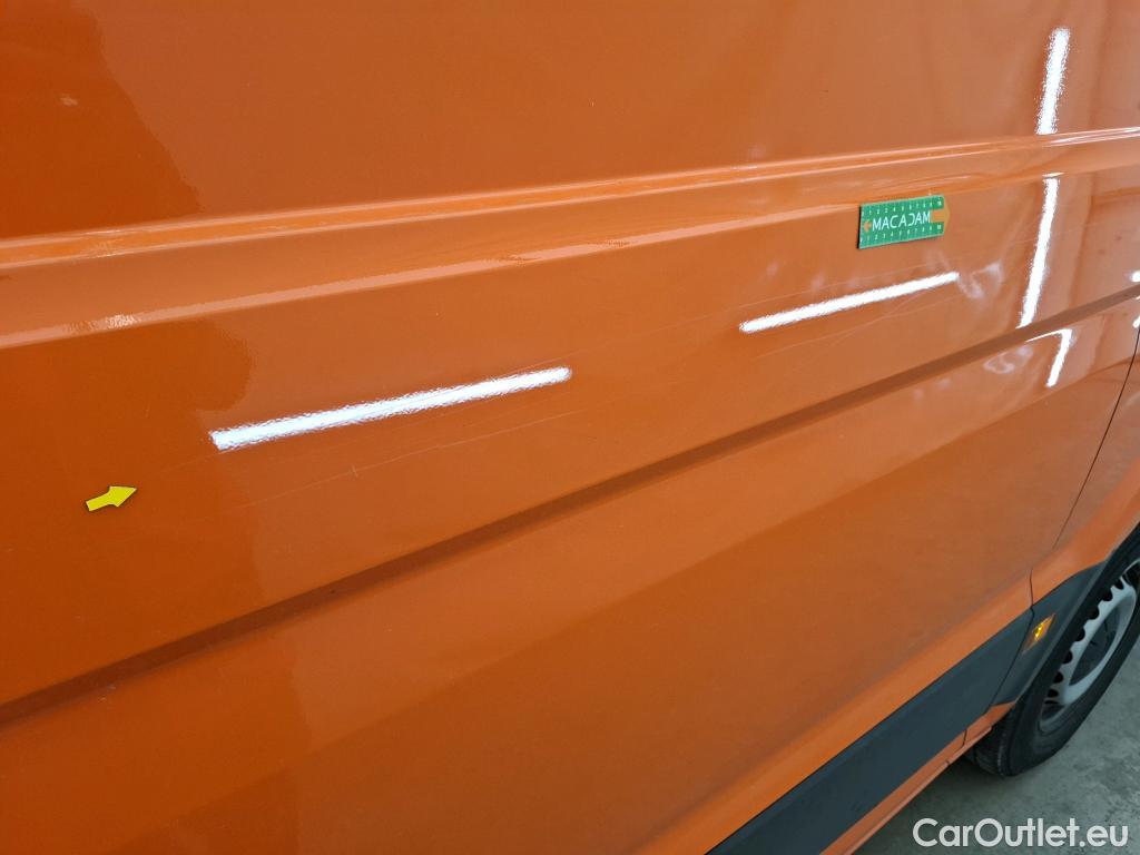  Volkswagen  Crafter VOLKSWAGEN  / 2017 / 4P / Fourgon tôlé 2.0 TDI 177 35 L3H3 BVA8 Business Line #22