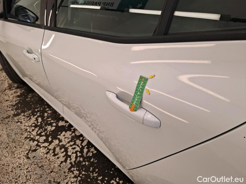  Renault  Megane  IV Berline 5pt. Société Air Nav Reversible 1.5 dCi 90CV BVM6 E6 #25