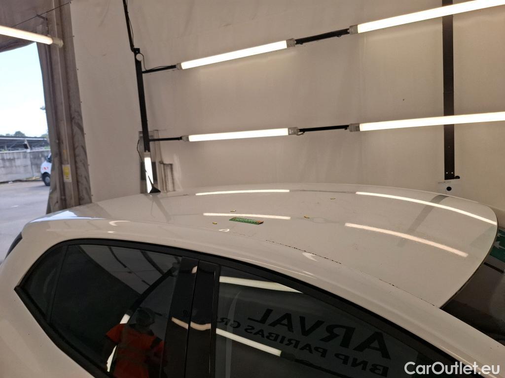  Renault  Megane  IV Berline 5pt. Société Air Nav Reversible 1.5 dCi 90CV BVM6 E6 #1