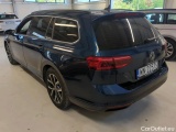  Volkswagen  Passat Volkswagen  Variant 1.5 TSI EVO 150 KM DSG Business 5d #10