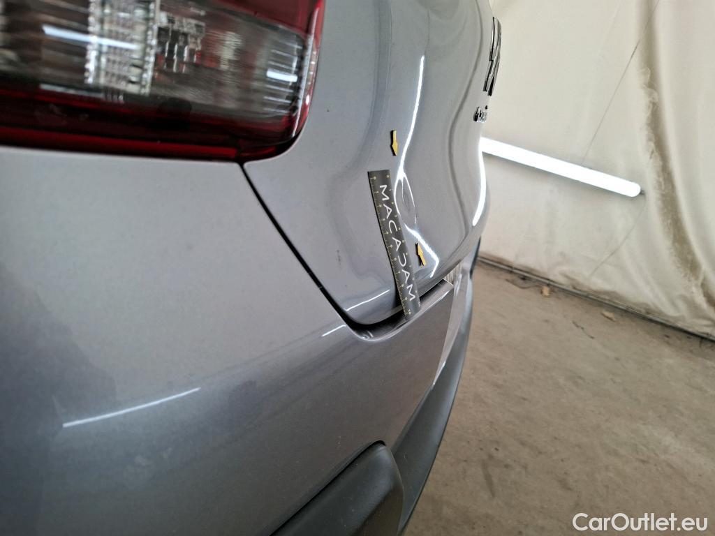  Citroen  C3  Plus 1.2 PureTech 80CV BVM5 6E #2