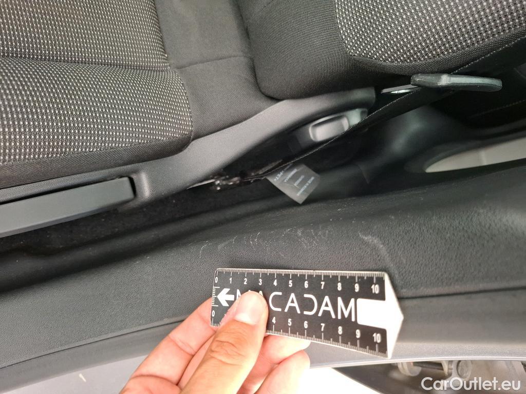  Citroen  C3  Plus 1.2 PureTech 80CV BVM5 6E #4