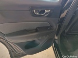  Volvo  XC60 Volvo  B4 Mild Hybrid Benzyna R-Design Auto 5d #29