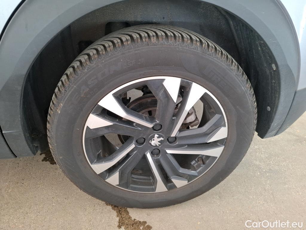  Peugeot  2008  Allure Pack 1.2 PureTech 130CV BVA8 E6d #11