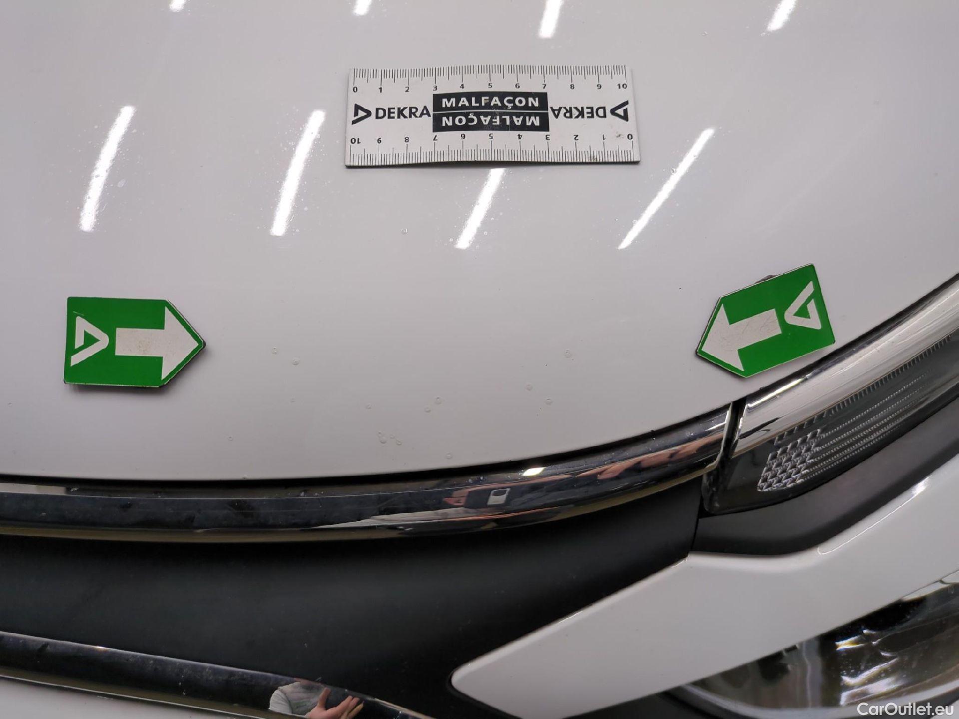  Citroen  C3  Shine 1.2 PureTech 110CV BVA6 6E #12