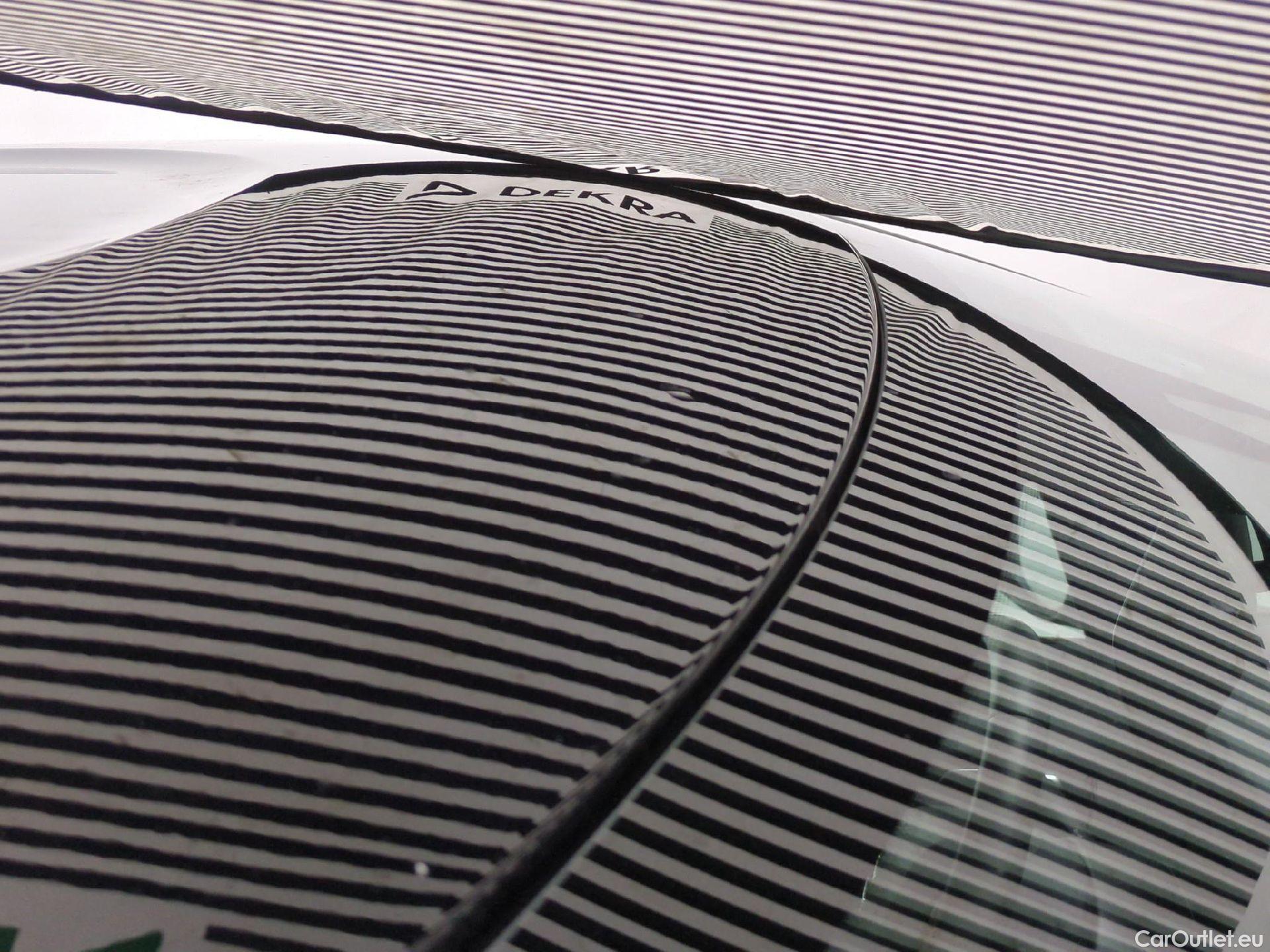  Citroen  C3  Shine 1.2 PureTech 110CV BVA6 6E #5