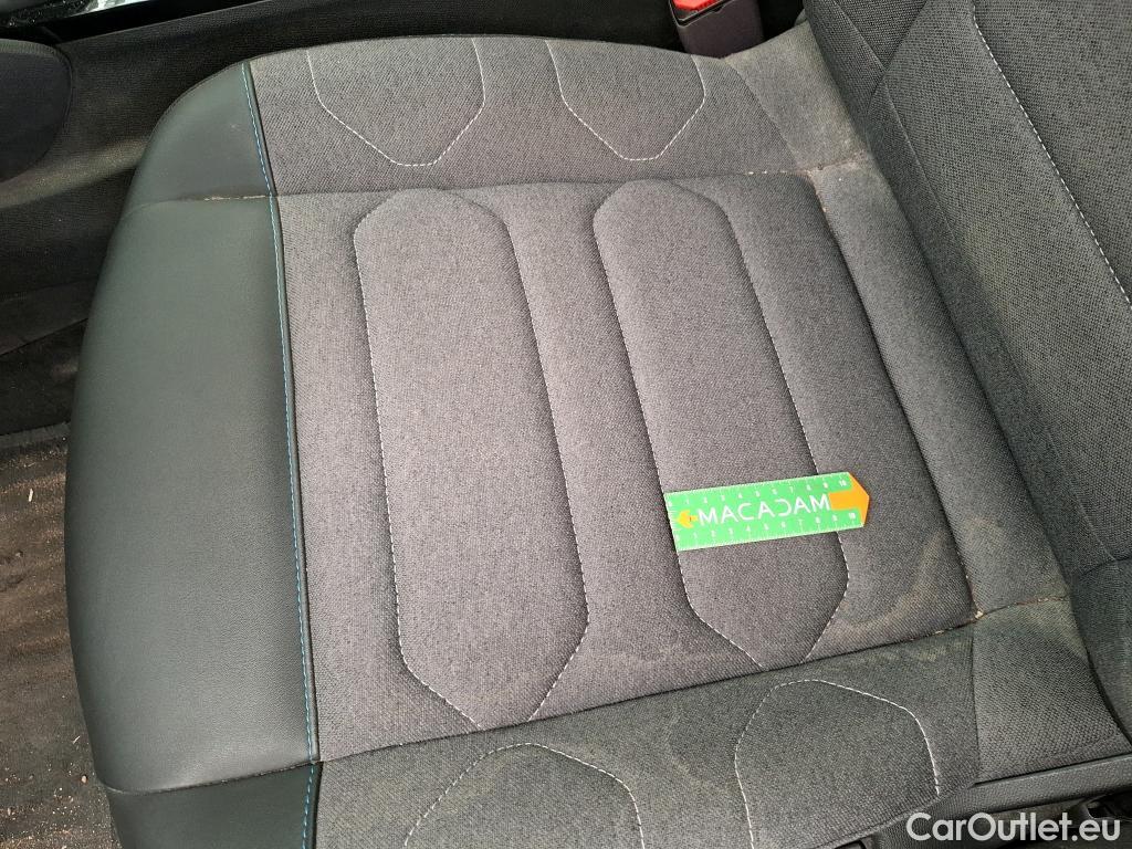  Citroen  C4 CITROEN  / 2020 / 5P / Berline PureTech 130 BVM6 PLUS #15