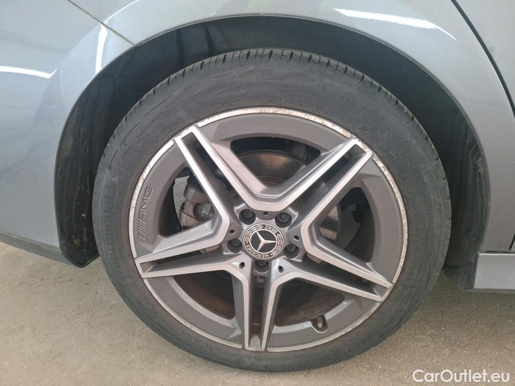  Mercedes  CLA-Klasse MERCEDES-BENZ CLA Shooting Brake / 2019 / 5P / Break CLA 180 AMG Line BA7 #21