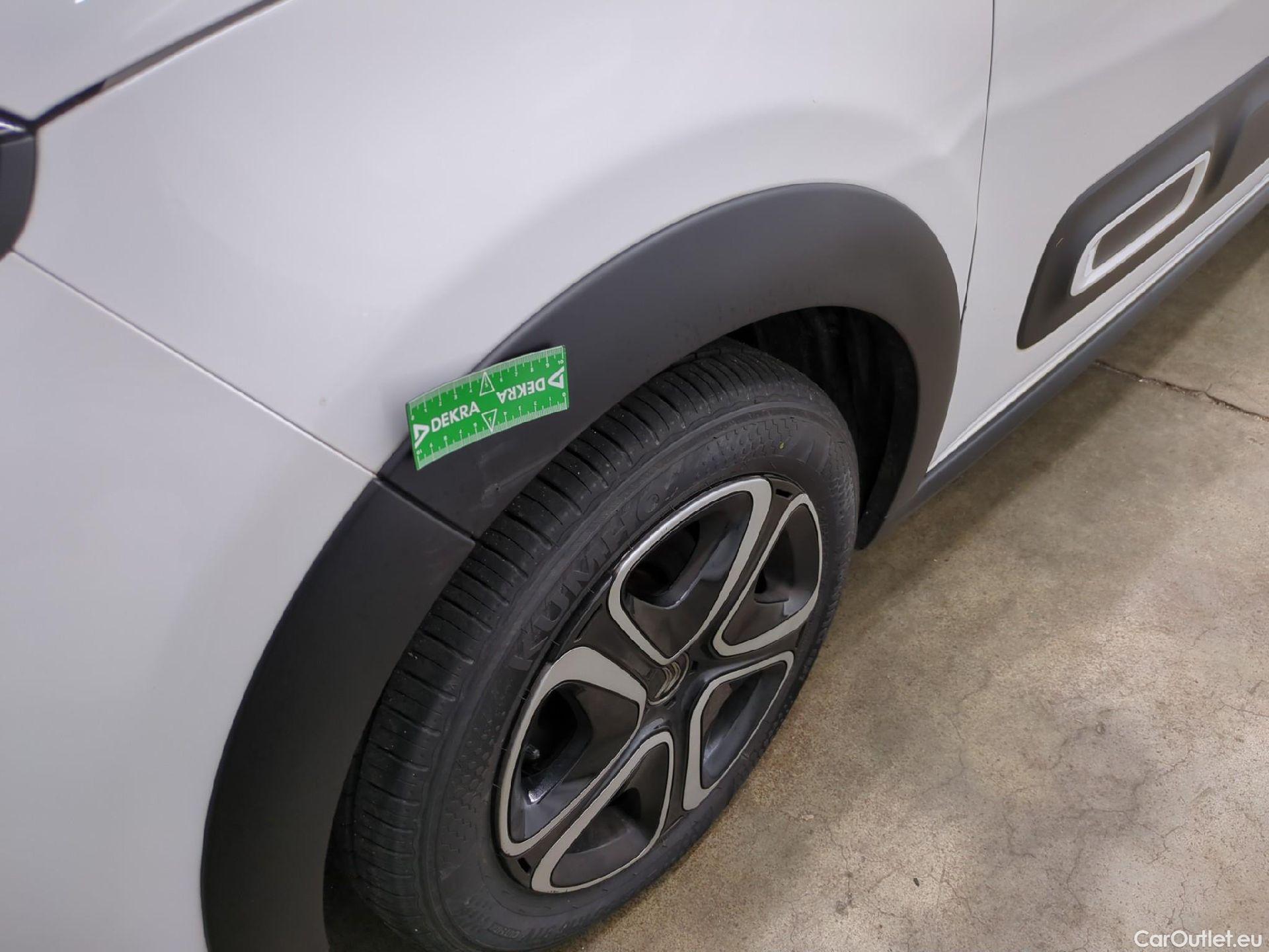  Citroen  C3  Shine 1.2 PureTech 110CV BVA6 6E #18