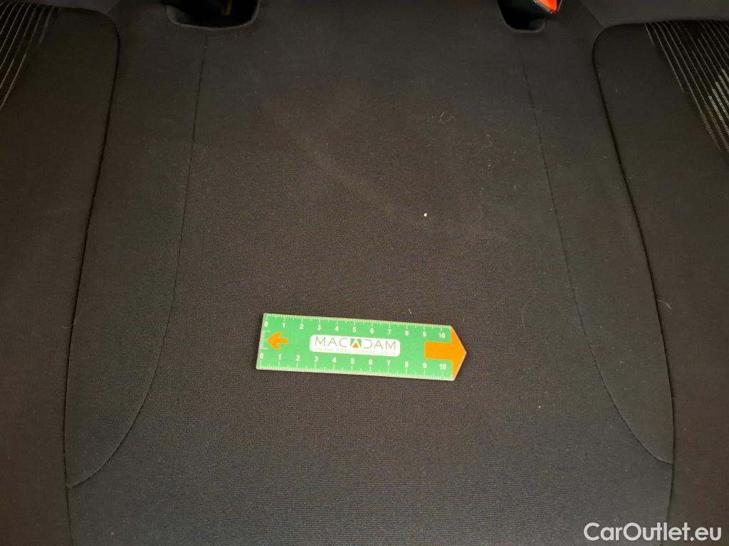  Land Rover  Discovery MG MG5 / 2022 / 5P / Break Comfort 50kWh #4