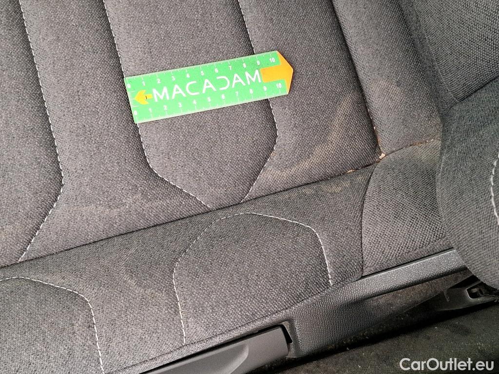  Citroen  C4 CITROEN  / 2020 / 5P / Berline PureTech 130 BVM6 PLUS #16