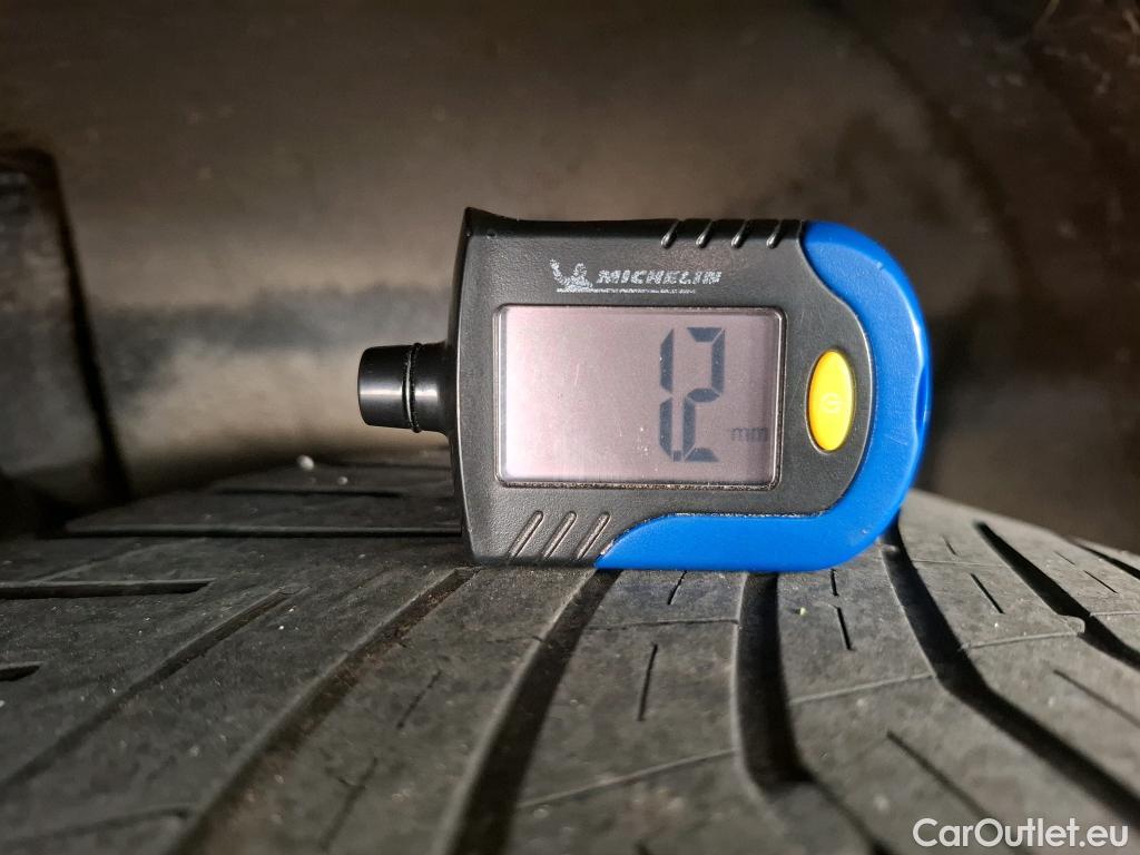  Volkswagen  ID.5  Pro 77kWh BVA #4