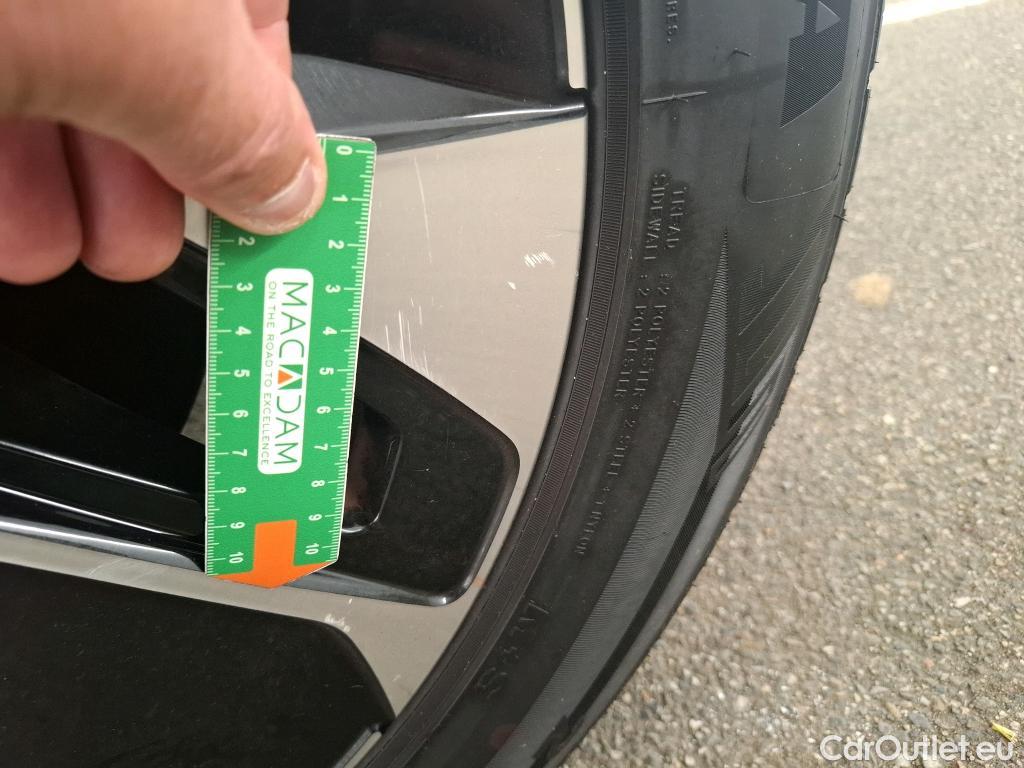 Volkswagen  ID.5  Pro 77kWh BVA #16