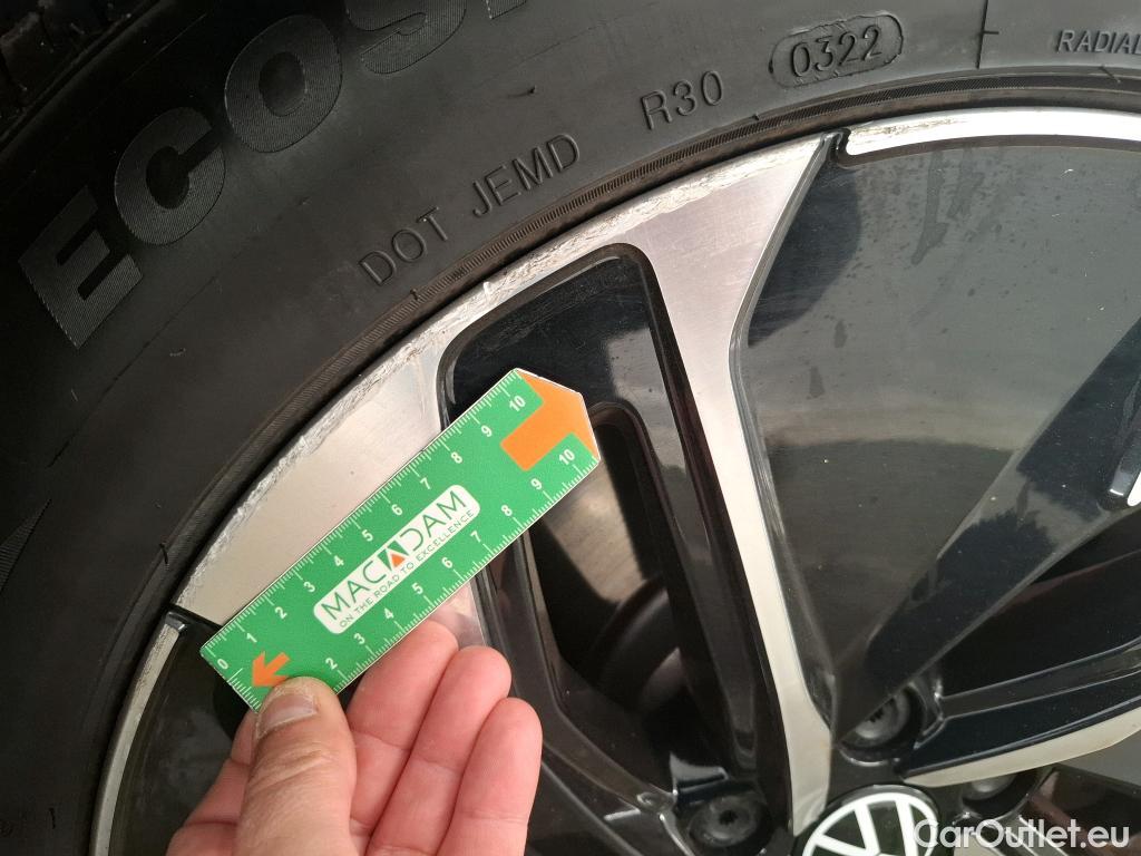  Volkswagen  ID.5  Pro 77kWh BVA #9