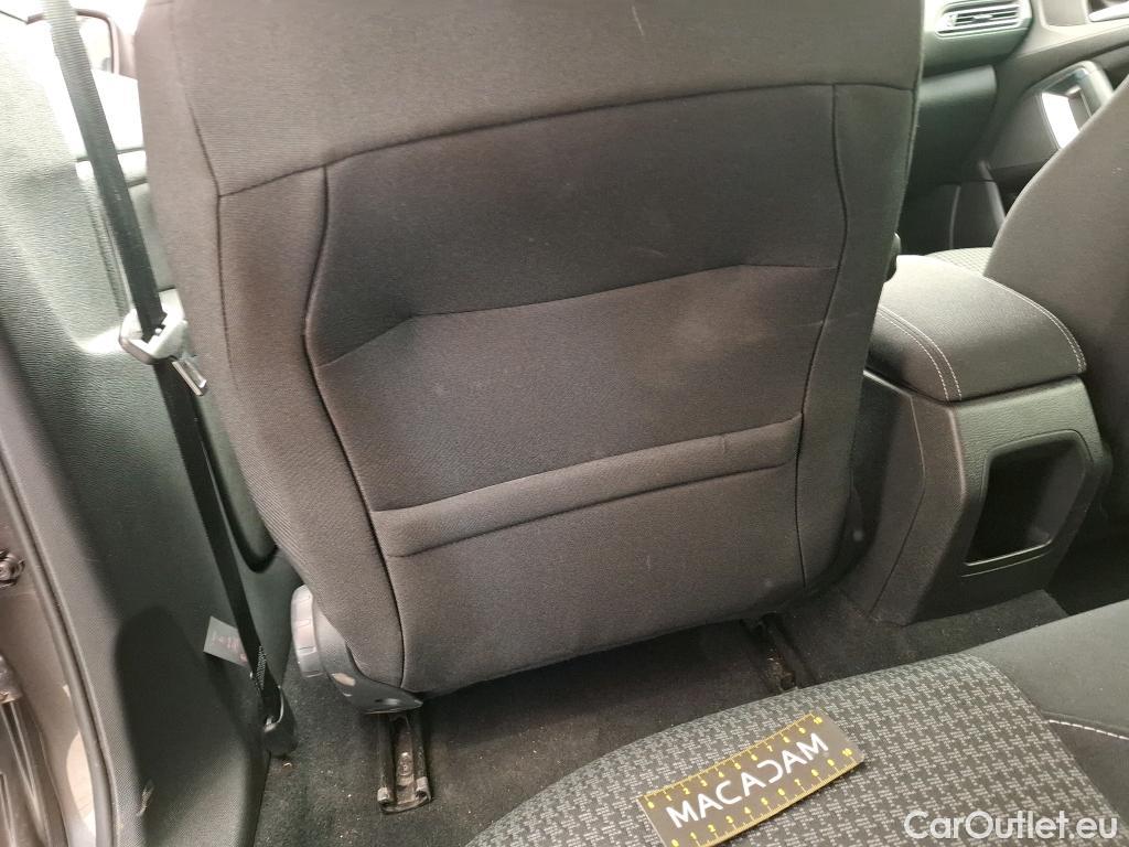  Peugeot  308 PEUGEOT  / 2017 / 5P / Berline Puretech 110 S&S Active Business #43