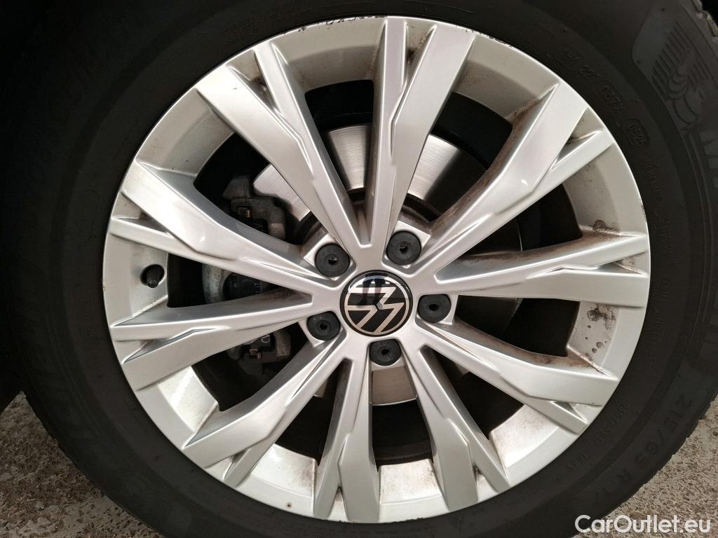  Volkswagen  Tiguan VOLKSWAGEN  / 2020 / 5P / SUV 1.5 TSI 150 DSG7 LIFE BUSI #83