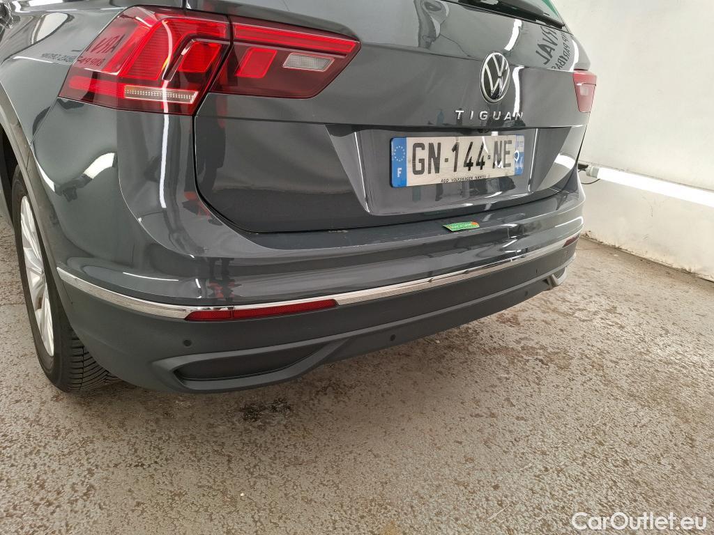  Volkswagen  Tiguan VOLKSWAGEN  / 2020 / 5P / SUV 1.5 TSI 150 DSG7 LIFE BUSI #18