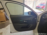  Peugeot  208 PEUGEOT  / 2019 / 5P / BERLINA ALLURE BLUEHDI 100 S/S #85