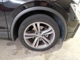  Volkswagen  Tiguan VOLKSWAGEN  / 2016 / 5P / SUV 2.0 TDI SCR 110KW SPORT BMT DSG #76