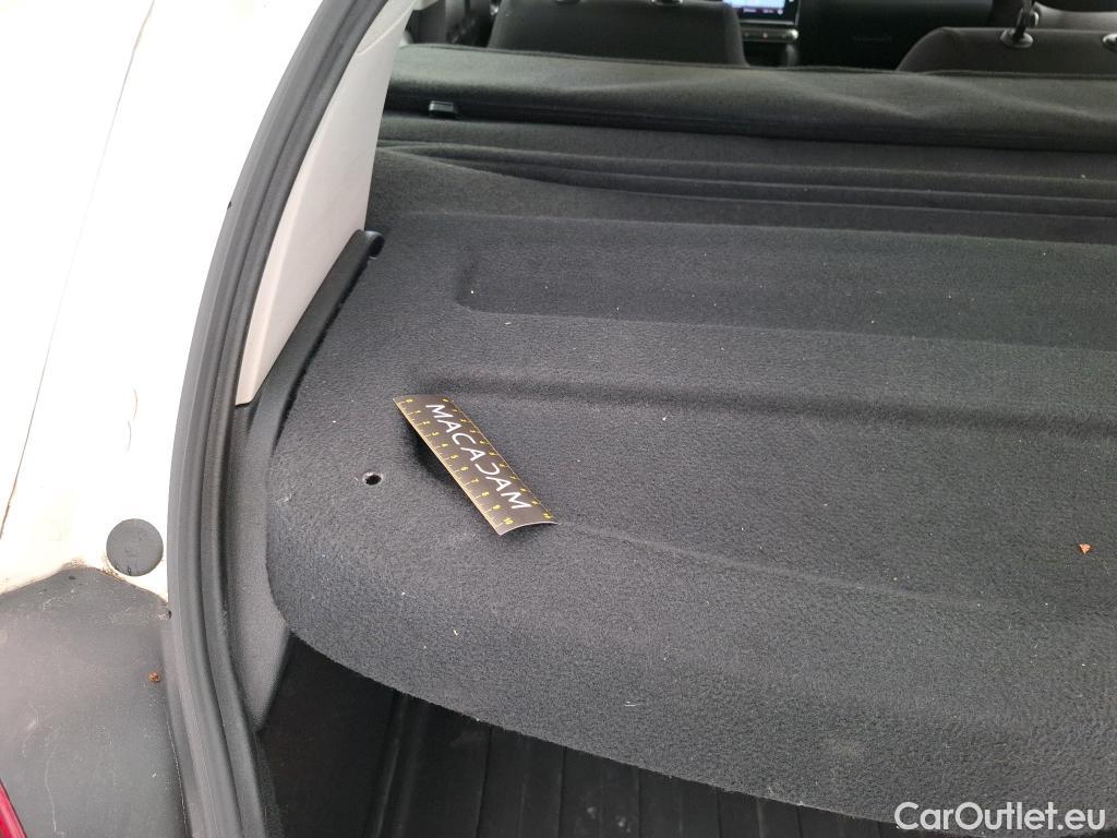  Citroen  C3  Société Feel Nav 1.2 PureTech 80CV BVM5 E6d #36