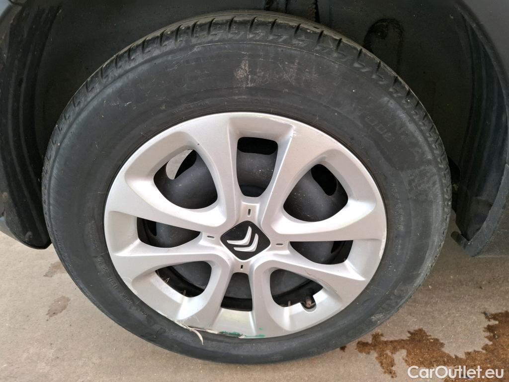  Citroen  C3  Société Feel Nav 1.2 PureTech 80CV BVM5 E6d #16