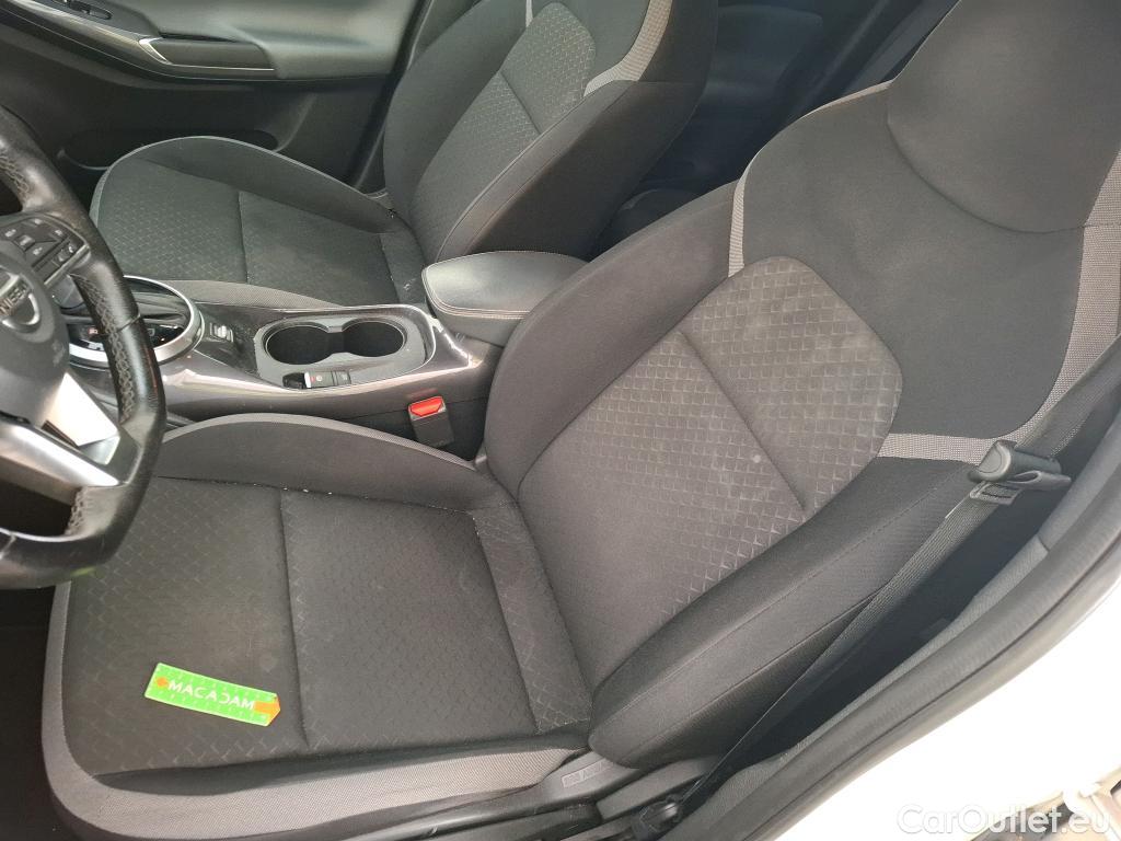  Nissan  Juke NISSAN  / 2019 / 5P / Crossover DIG-T 114 DCT Enigma(SP)(SL) #59