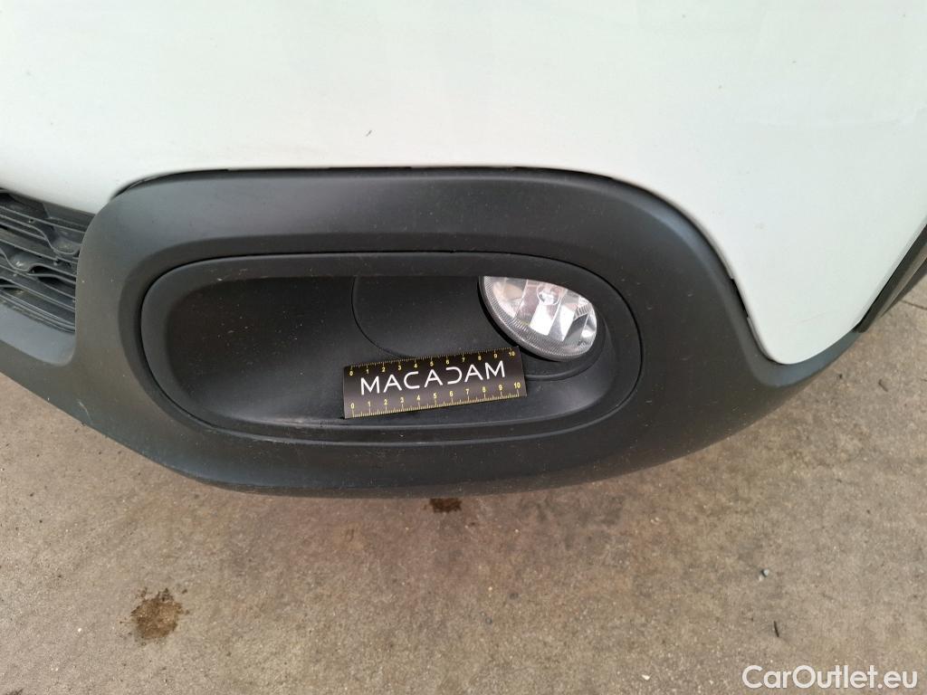  Citroen  C3  Société Feel Nav 1.2 PureTech 80CV BVM5 E6d #24
