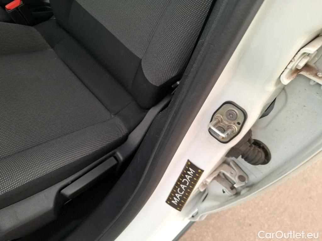  Citroen  C3  Société Feel Nav 1.2 PureTech 80CV BVM5 E6d #22