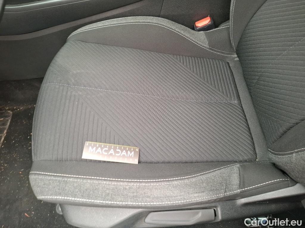  Peugeot  308  Active Pack 1.2 PureTech 130CV BVM6 E6d #19