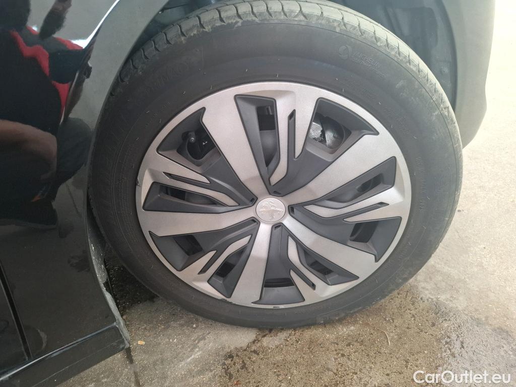  Peugeot  208  Active Pack 1.2 PureTech 100CV BVM6 E6d #3