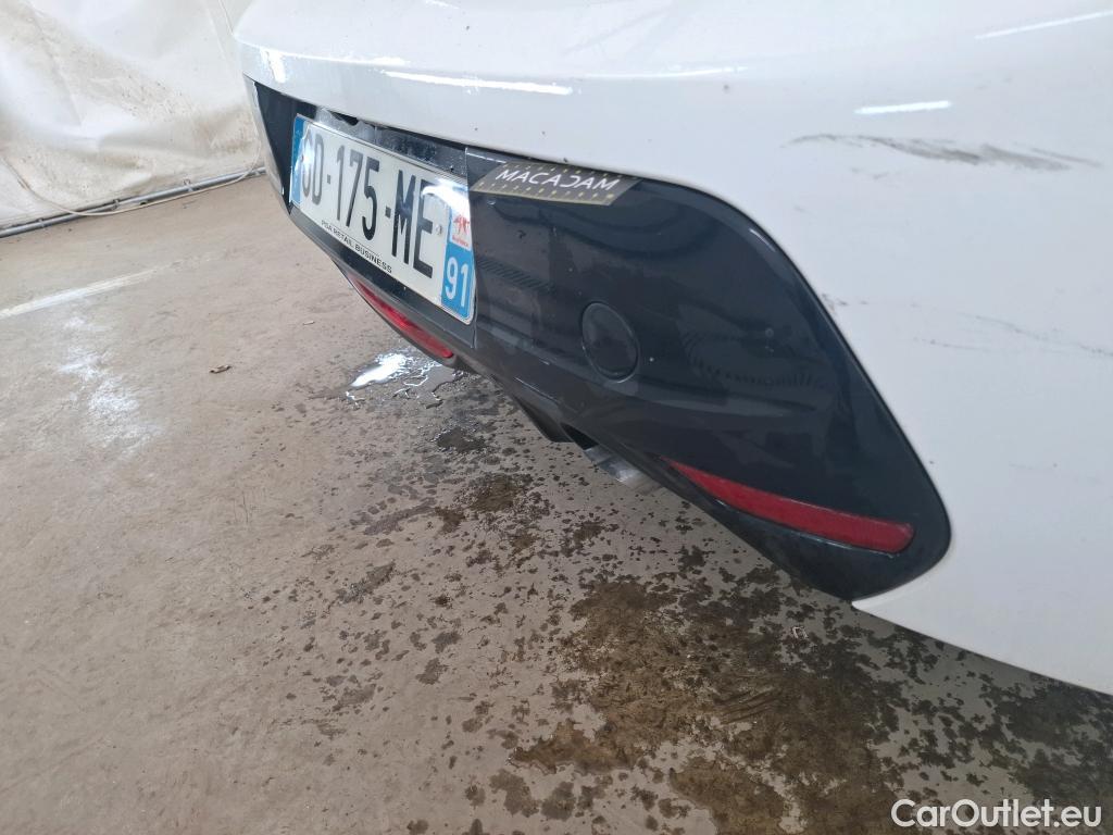  Peugeot  208  Allure Business 1.2 PureTech 100CV BVM6 E6d #6