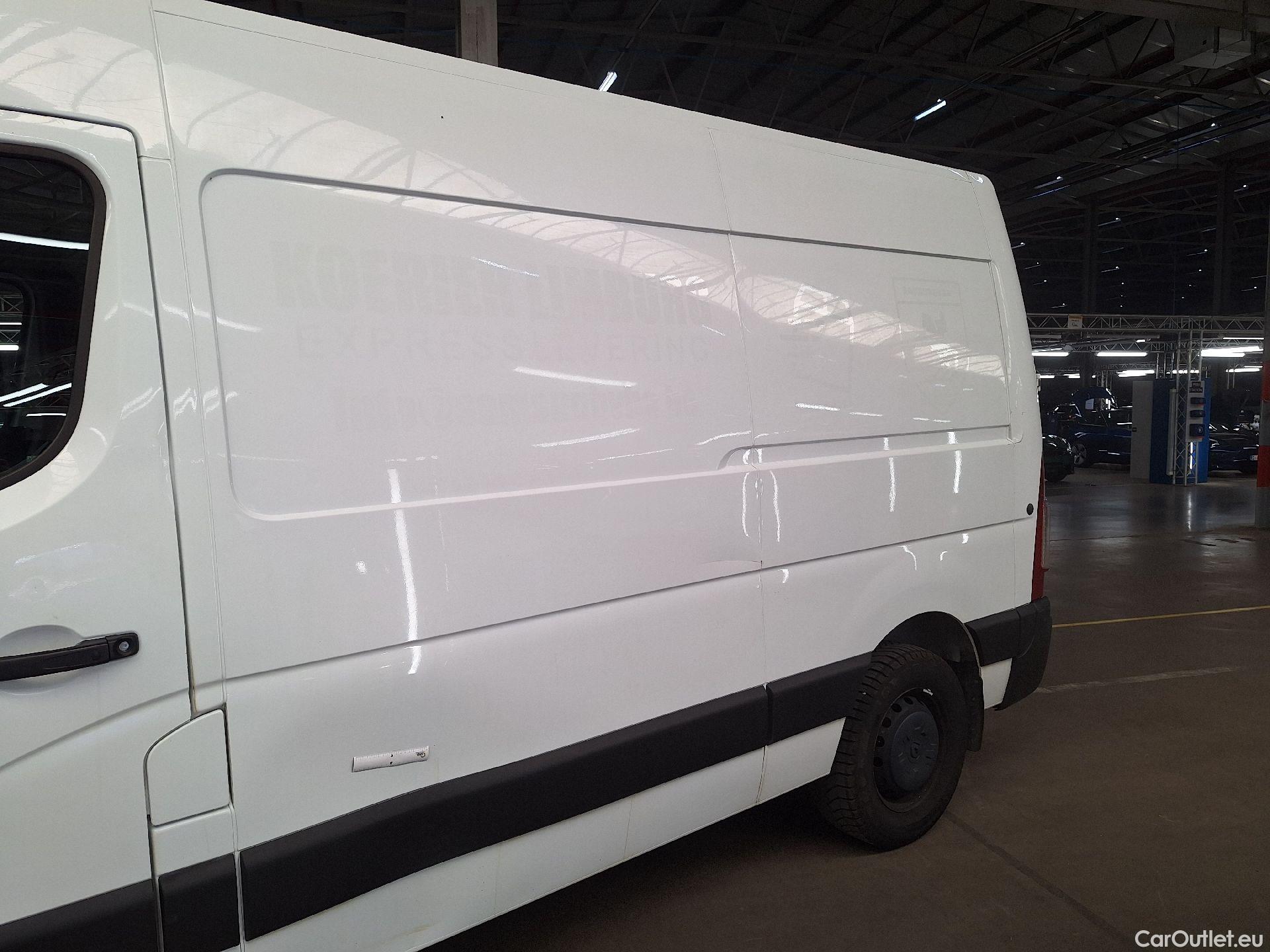  Renault  Master Renault Trucks, _ '19, Mast.150 35 FG L2H2 Red Edit. #10
