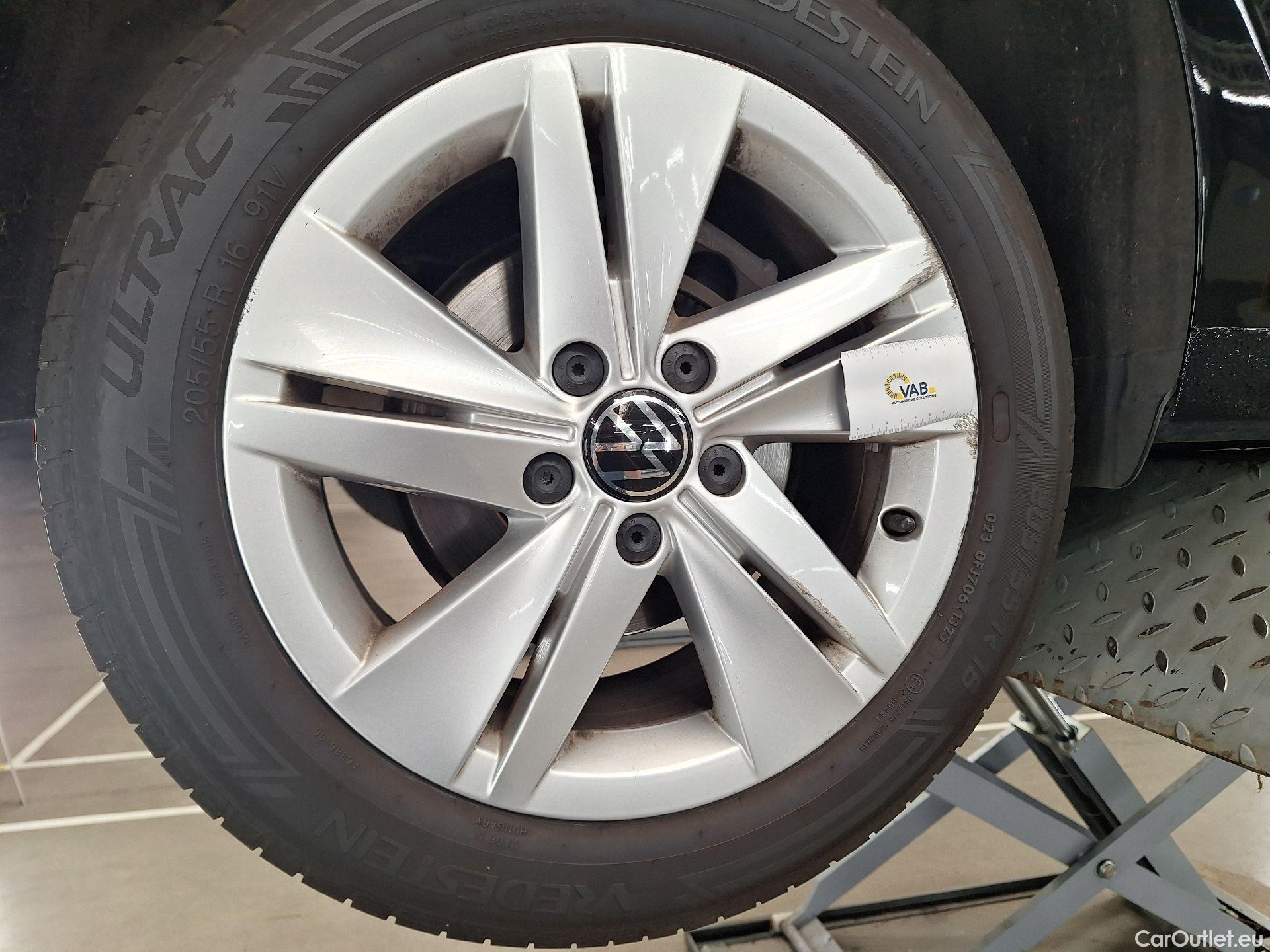  Volkswagen  Golf  VW, VIII Var '20, Var.2.0TDi 115 Life DSG #27