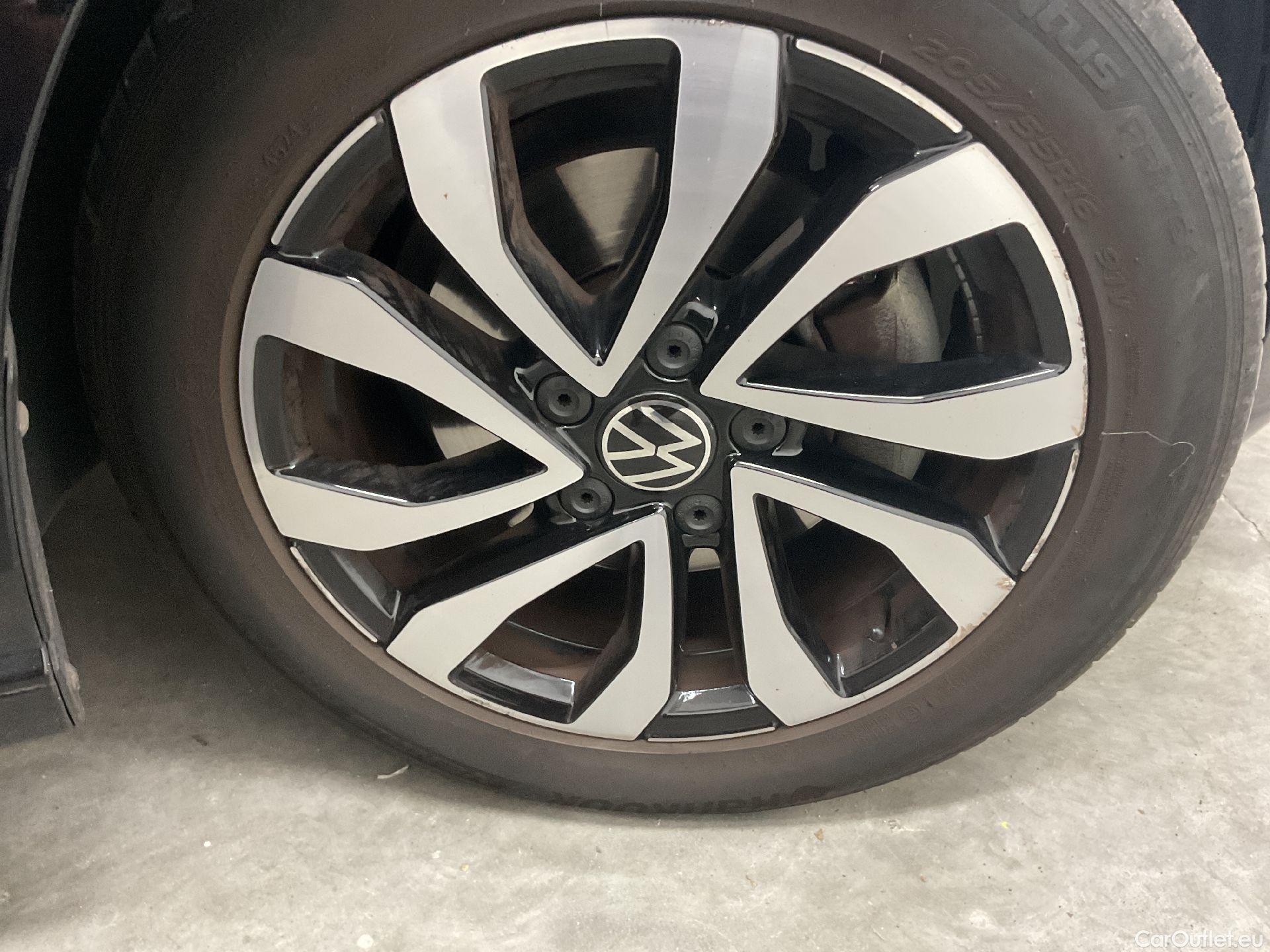  Volkswagen  Golf  VW, VIII '20, 1.0TSI 81 Active 5d #33