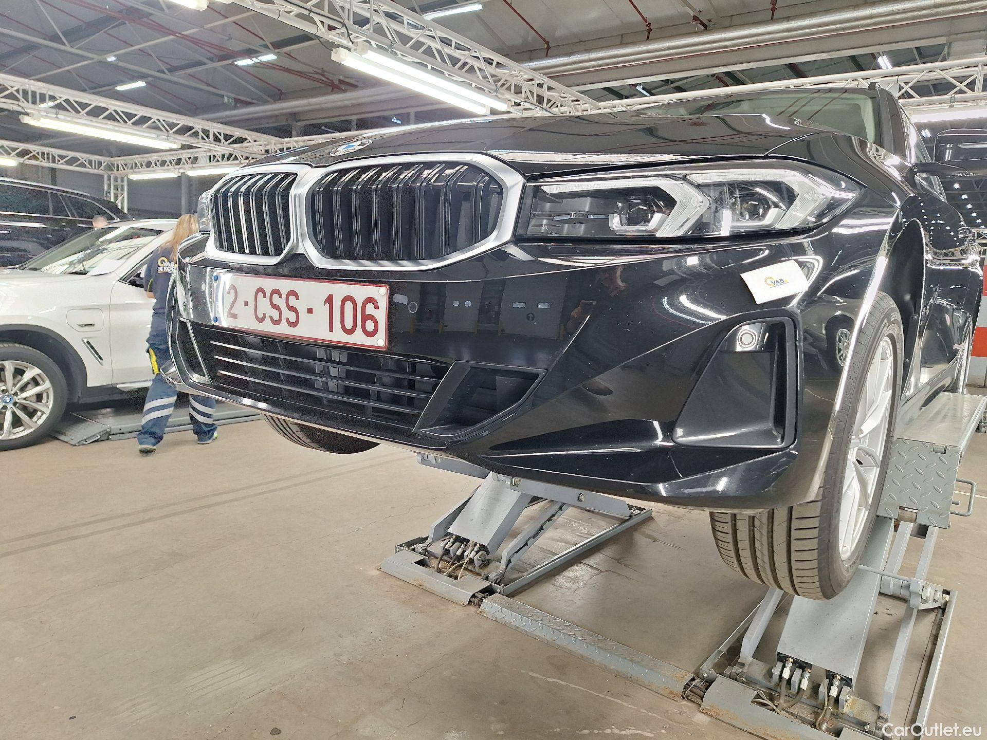  Bmw  Serie 3 BMW, 3-serie T FL'22, 318d Touring 100kW Aut. #34