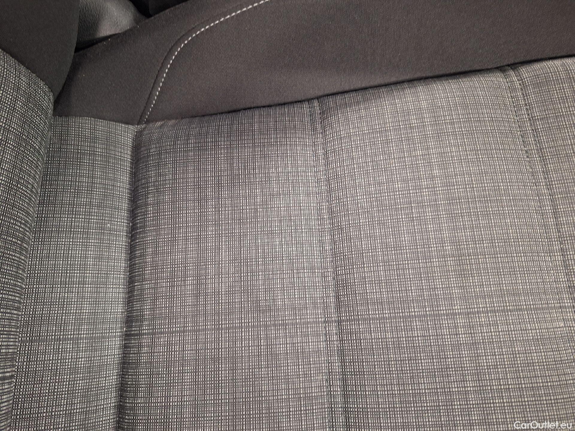  Volkswagen  Passat VW,  Variant FL'19, Pass.Var.TDI 122 Style Bus.DSG #58