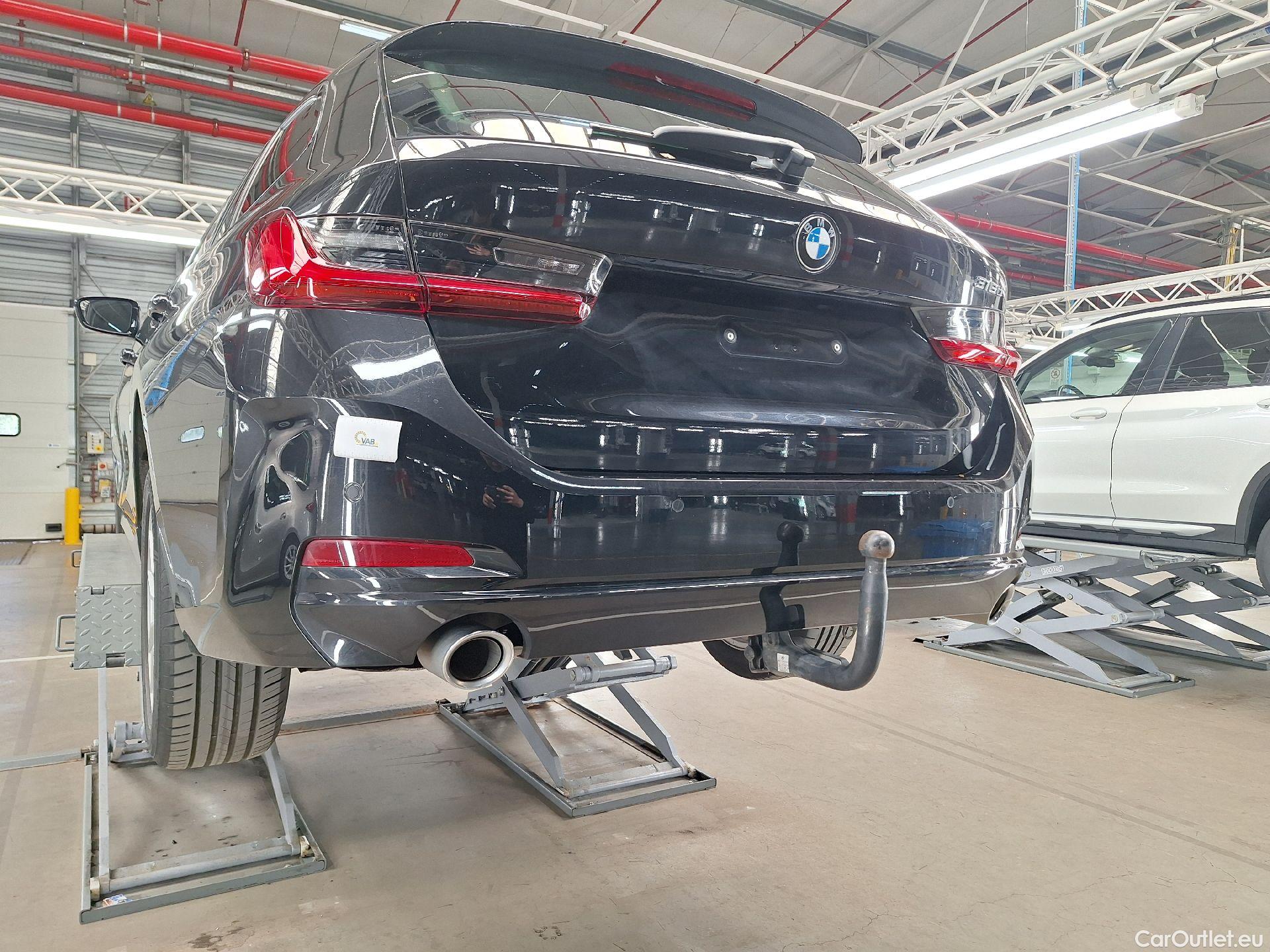  Bmw  Serie 3 BMW, 3-serie T FL'22, 318d Touring 100kW Aut. #23