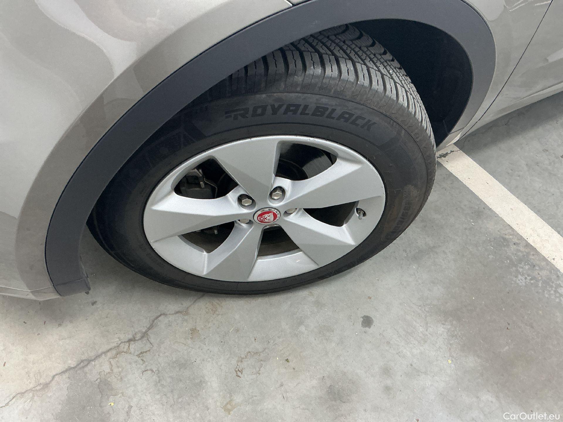  Jaguar  E-PACE Jaguar,  '17,  D150 AWD A.R-Dyn.S #4