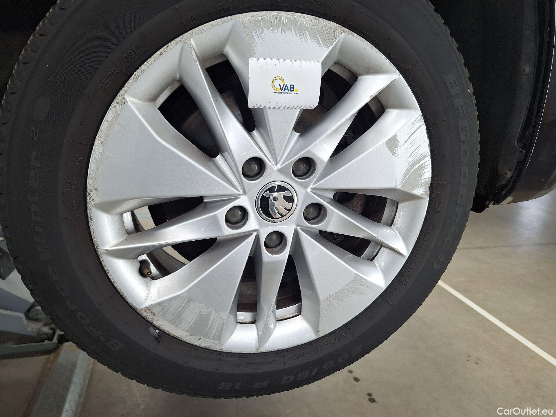  Skoda  Octavia Skoda,  Combi '20, Oct.Com.2.0TDI 110kW Clev.DSG #35