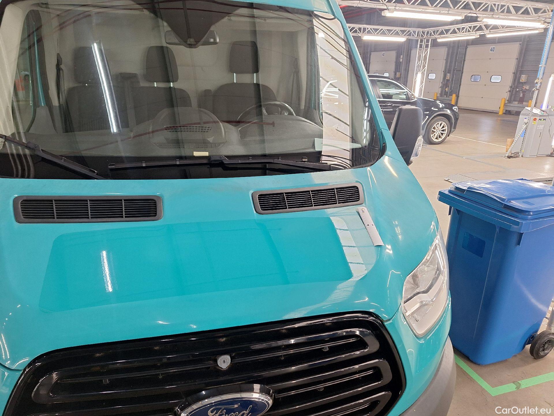  Ford  Transit Ford, _ GB '13, Ford  350M 2.0TD 130pk 96kW A6 Trend 4d #1