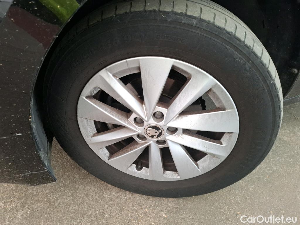  Skoda  KAMIQ  Ambition 1.0 TSI 110CV BVA7 E6d #25